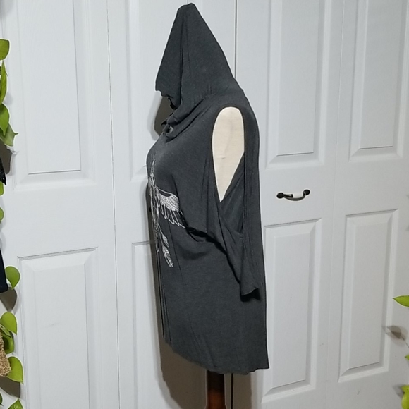 Hooded Bohemian Top. - Picture 2 of 7